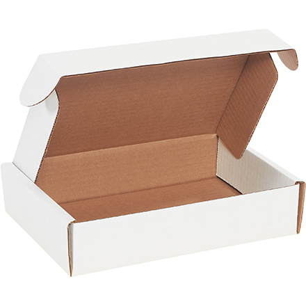 9 x 6 <span class='fraction'>1/4</span> x 2" White Deluxe Literature Mailers